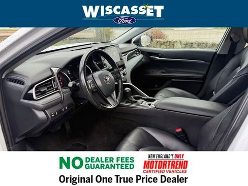 Used 2023 Toyota Camry XSE image 4