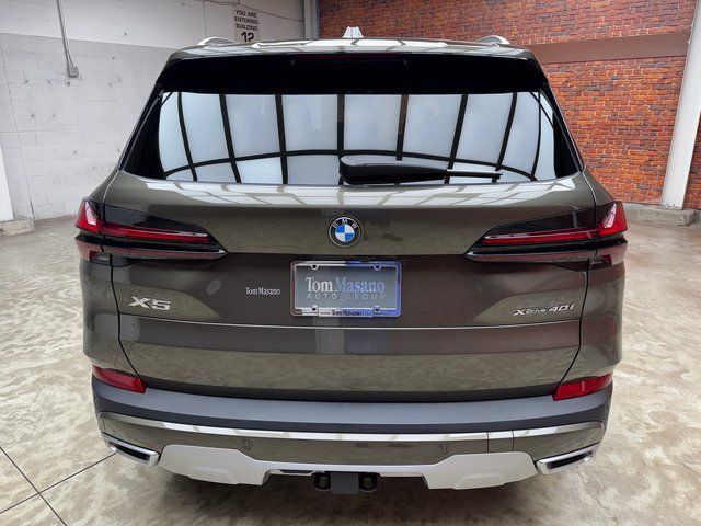 Used 2026 BMW X5 xDrive40i AWD/4WD image 4