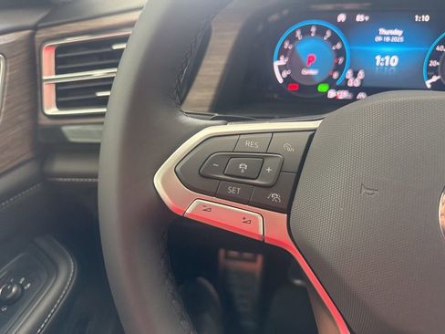 New 2026 Volkswagen Atlas SEL Premium R-Line image 17