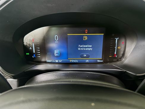 Used 2023 Ford Escape ST-Line w/ Tech Pack #1 FWD image 19