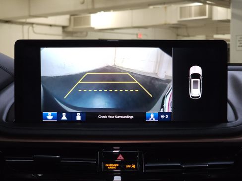 Used 2025 Acura MDX FWD w/ Technology Package image 32
