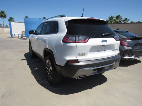 Used 2021 Jeep Cherokee Limited w/ Elite Package image 4
