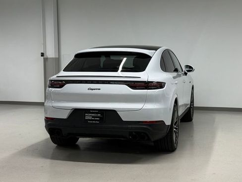 Certified 2023 Porsche Cayenne Platinum Edition AWD/4WD image 10