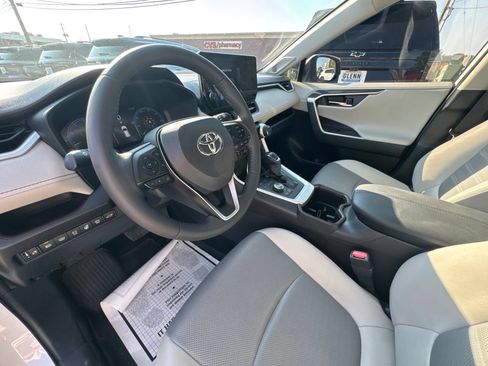 Used 2023 Toyota RAV4 Limited AWD/4WD image 15