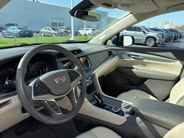 Used 2024 Cadillac XT5 Premium Luxury AWD/4WD image 14