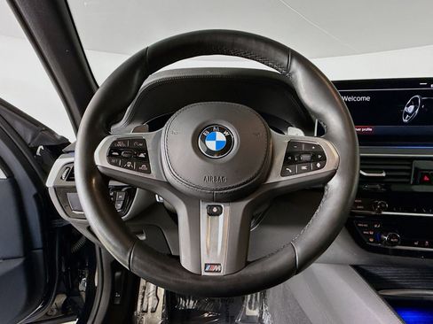 Certified 2023 BMW M550i xDrive w/ Executive Package image 11