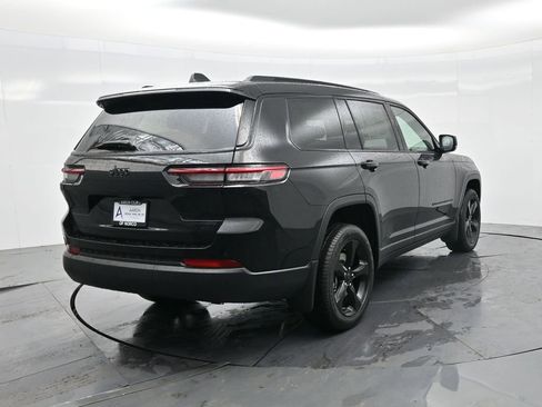 New 2025 Jeep Grand Cherokee L Limited w/ Black Appearance Package image 3