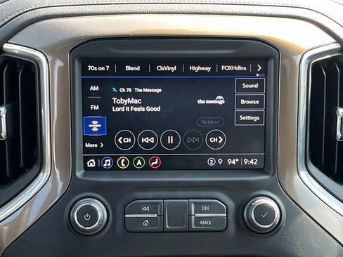 Used 2021 Chevrolet Silverado 1500 High Country w/ Technology Package AWD/4WD image 16
