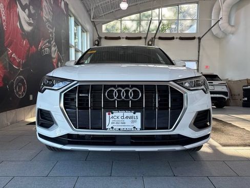 Used 2024 Audi Q3 2.0T Premium AWD/4WD image 2