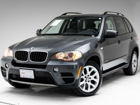 Used 2011 BMW X5 xDrive35i AWD/4WD image 1