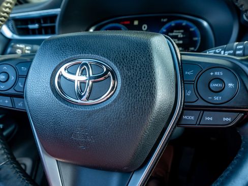 Used 2024 Toyota Venza Limited AWD/4WD image 30