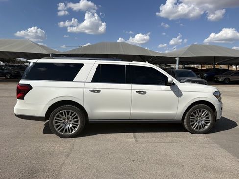 Used 2022 Ford Expedition Max Limited AWD/4WD image 6