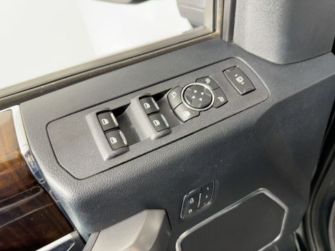 Used 2017 Ford F250 Platinum w/ Platinum Ultimate Package image 19