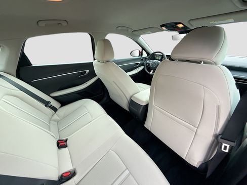 Used 2025 Hyundai Sonata SE image 26
