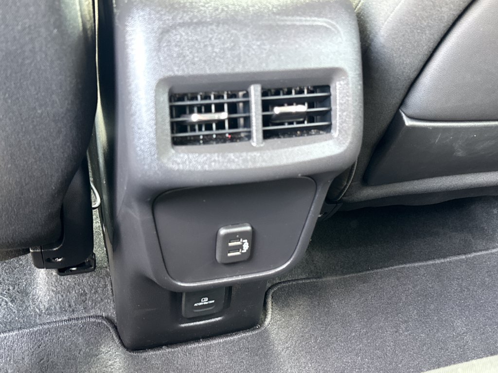 Certified 2024 GMC Terrain SLE w/ Driver Convenience Package AWD/4WD image 10
