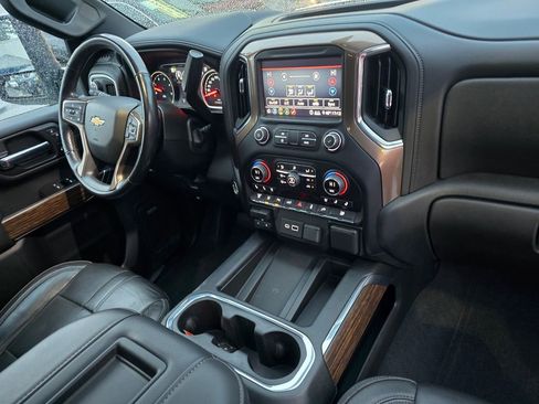 Used 2020 Chevrolet Silverado 3500 High Country w/ Technology Package AWD/4WD image 12