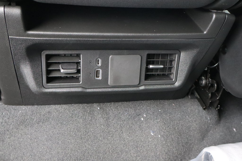New 2026 Chevrolet Silverado 2500 Custom w/ Custom Value Package AWD/4WD image 19
