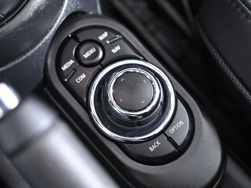 Certified 2024 MINI Cooper S w/ Seaside Edition image 26