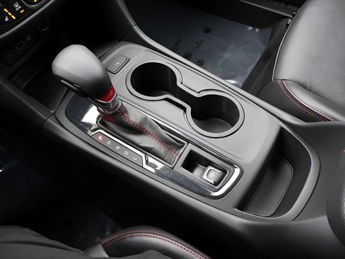 Used 2022 Chevrolet Equinox RS w/ RS Leather Package image 29