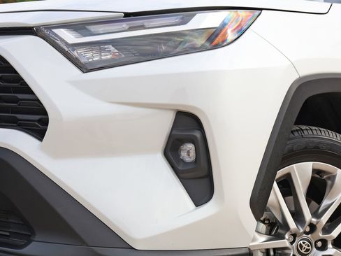 Used 2025 Toyota RAV4 XLE Premium FWD image 11