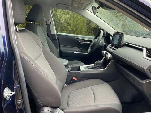 Used 2021 Toyota RAV4 XLE image 34