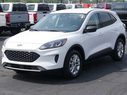Used 2022 Ford Escape SE w/ Cold Weather Package AWD/4WD image 6