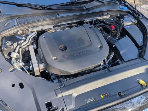 Certified 2023 Volvo S90 B6 Plus image 31