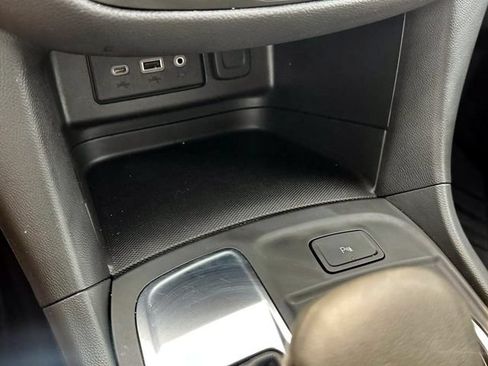 Certified 2024 Chevrolet Equinox LT w/ LPO, Floor Liner Package FWD image 27