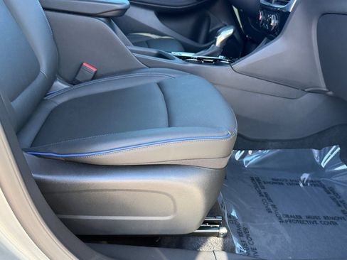 Used 2025 Buick Encore GX Sport Touring w/ Advanced Technology Package image 12