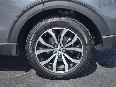 Used 2025 Ford Explorer ST-Line AWD/4WD image 19