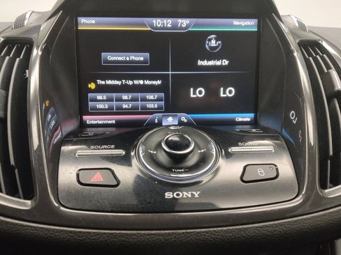 Used 2015 Ford Escape Titanium AWD/4WD image 25