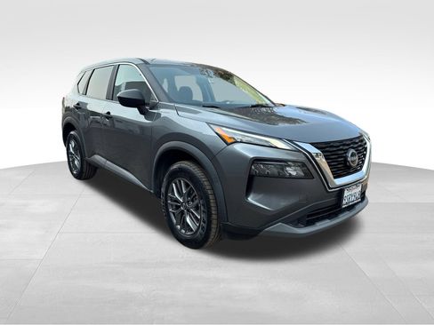 Used 2023 Nissan Rogue S AWD/4WD image 7