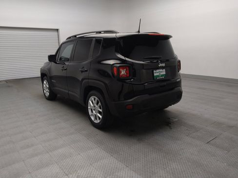 Used 2020 Jeep Renegade Latitude w/ Safety & Security Group II FWD image 5