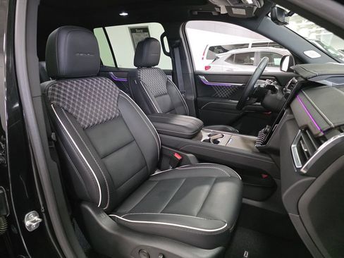 Used 2025 GMC Acadia Denali w/ Super Cruise Package AWD/4WD image 13