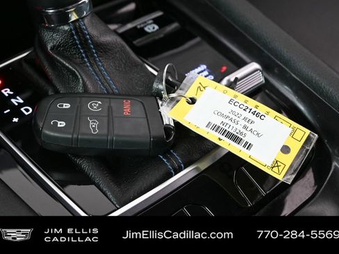 Used 2022 Jeep Compass Latitude w/ Convenience Group image 16