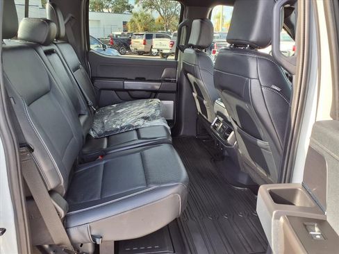 Used 2024 Ford F150 Lariat w/ Equipment Group 502A High image 17