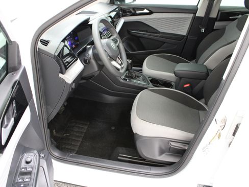 Used 2022 Volkswagen Taos S FWD image 14