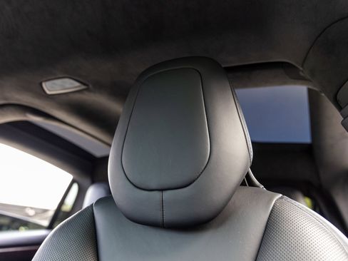 Used 2016 Tesla Model X 70D image 25