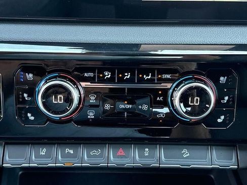 New 2026 GMC Sierra 3500 AT4 w/ AT4 Premium Plus Package AWD/4WD image 12