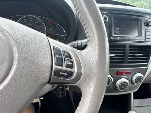 Used 2012 Subaru Forester 2.5X Limited AWD/4WD image 22