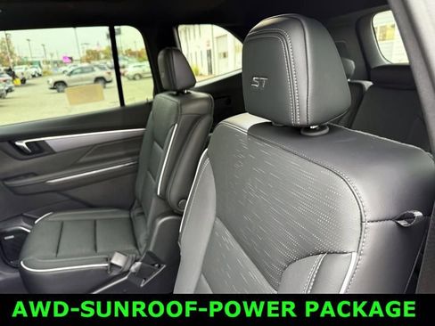 New 2026 Buick Enclave Sport Touring w/ Power Package image 7