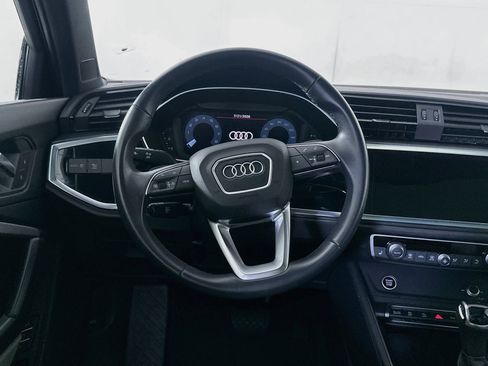Used 2023 Audi Q3 2.0T Premium w/ Black Optic Sport Package AWD/4WD image 17