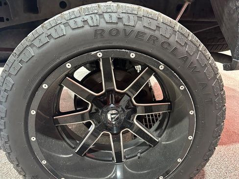 Used 2021 Ford F150 Platinum w/ FX4 Off-Road Package AWD/4WD image 10