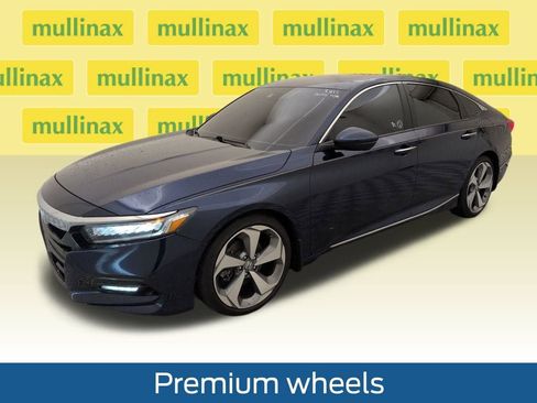 Used 2020 Honda Accord Touring image 14