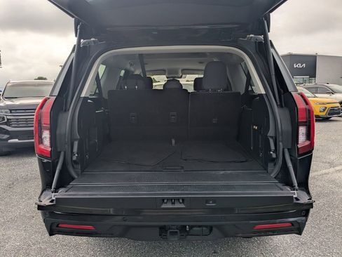 Used 2025 Ford Expedition Max Active RWD image 11