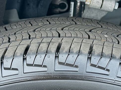 Used 2025 Jeep Grand Cherokee Limited image 33