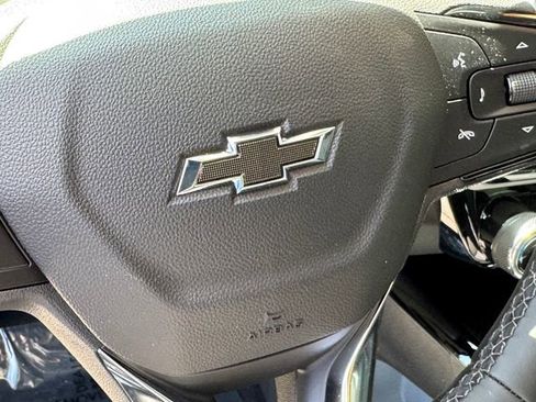 New 2027 Chevrolet Bolt LT w/ Comfort Package image 19