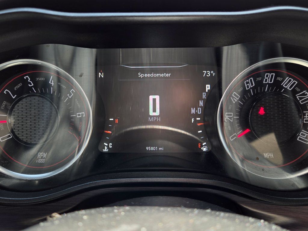 Used 2018 Dodge Challenger SXT RWD image 23