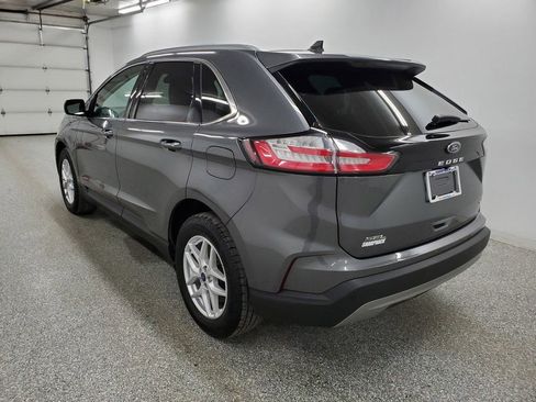 Used 2022 Ford Edge SEL w/ Convenience Package AWD/4WD image 6