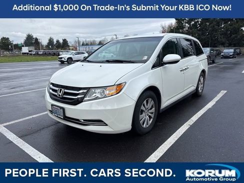 Used 2016 Honda Odyssey SE image 1